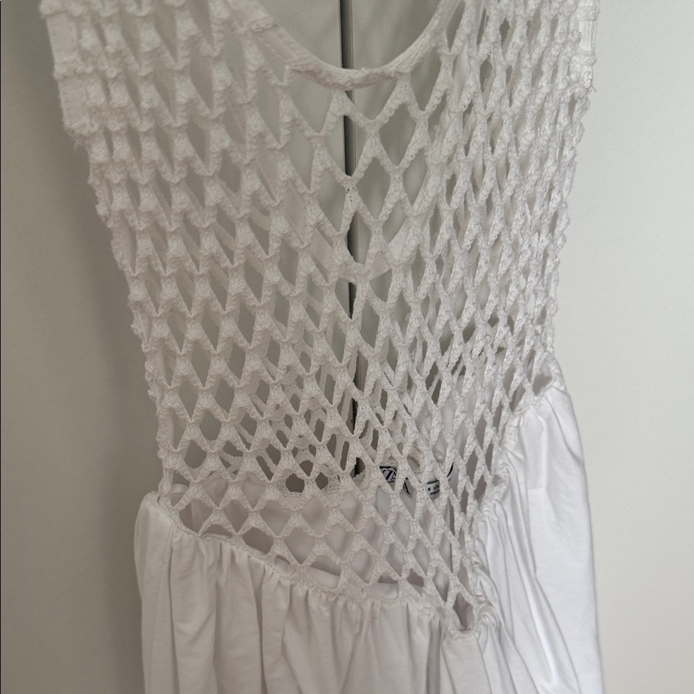 Zara White Backless Netted Dress - Picture 7 of 11